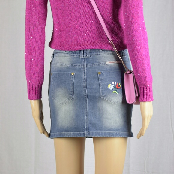 Denim mini skirt - Picture 3 of 4