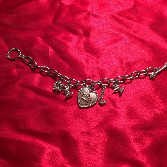 Juicy attached charm bracelet