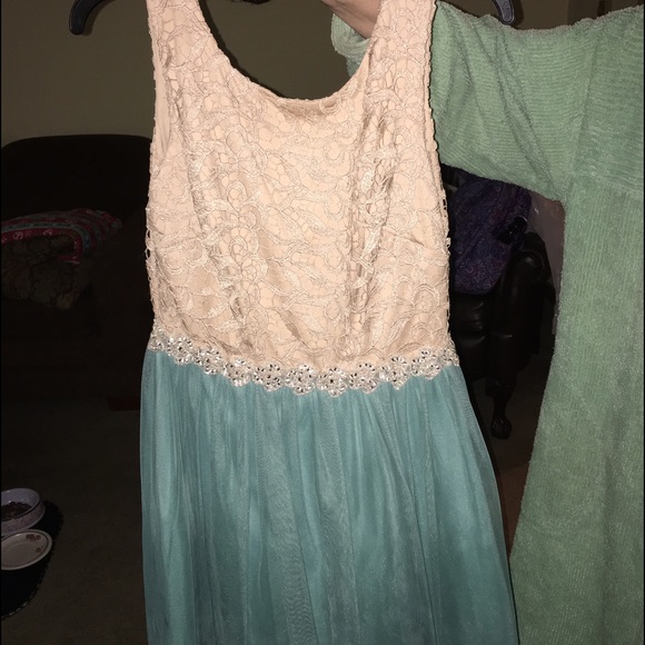 Homecoming dress size 7 - Picture 1 of 3