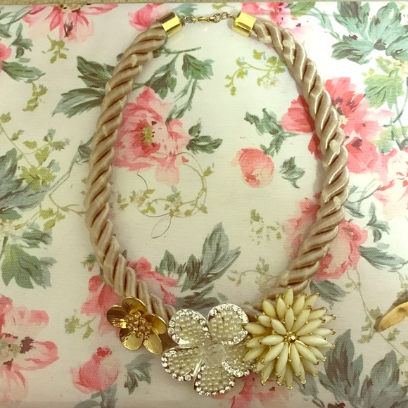Anthropologie rope necklace