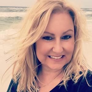 Meet your Posher, Angie