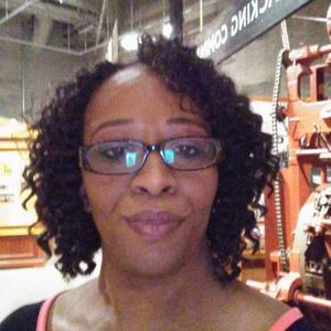 Meet your Posher, Yolanda