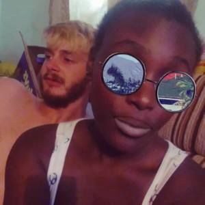 Meet your Posher, Deja