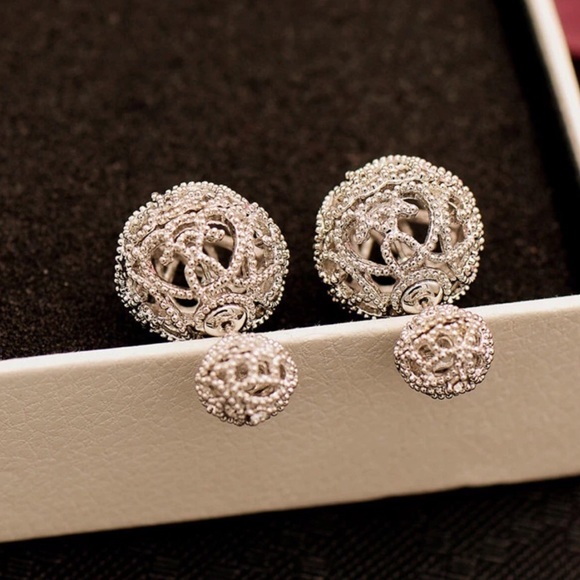 Fashion double sided ball earring