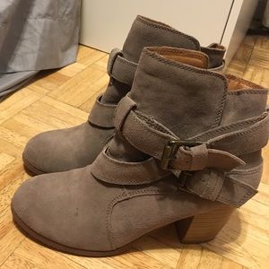 Suede grey booties