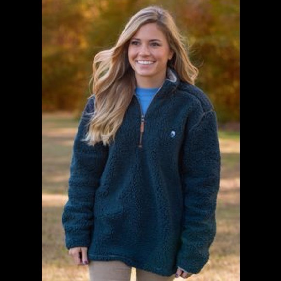 Southern Shirt Company 1/4 zip Sherpa pullover!