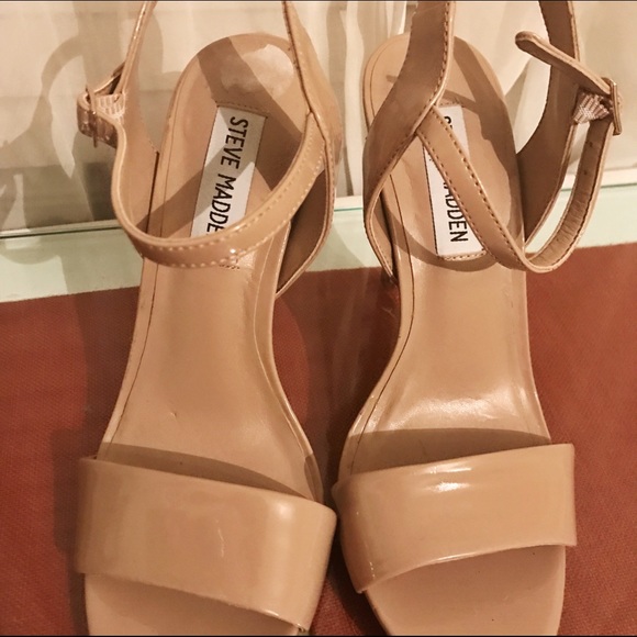 Steve Madden Nude Heels