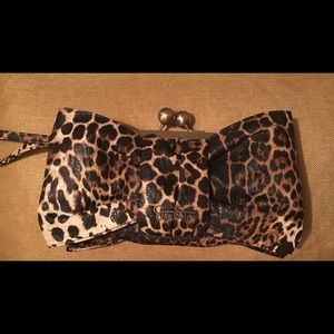 Jessica Simpson Leopard wristlet