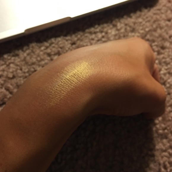 NARS albatross highlighter - Picture 3 of 4