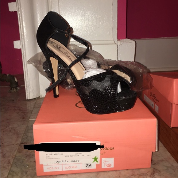 Black De Blossom Collection Homecoming Shoes