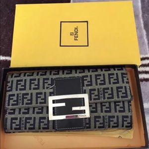 Authentic Fendi wallet