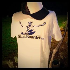 Vans new youth sized t