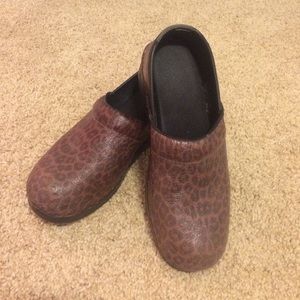 Cheetah Print Clogs
