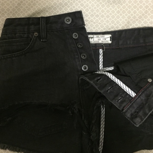 free people "logan" black jean shorts - Picture 2 of 4