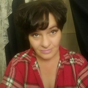 Meet your Posher, Sabrina