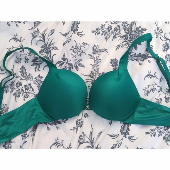 Victoria Secret Satin Green Bra