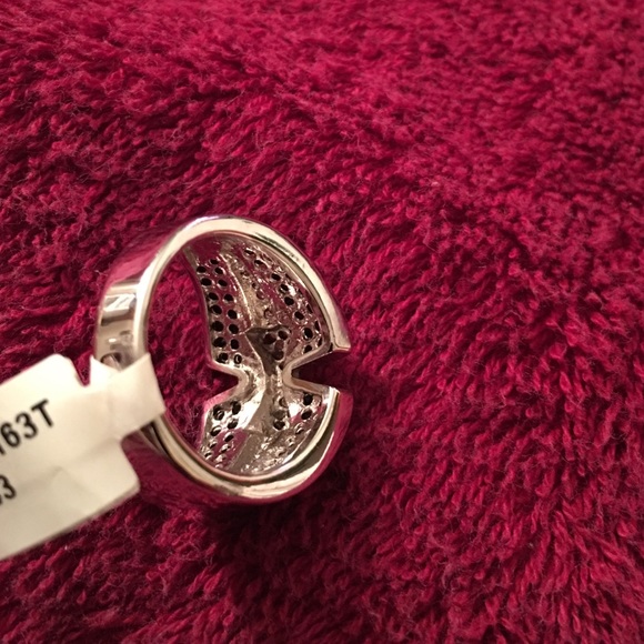 Jewelry - Picture 4 of 4