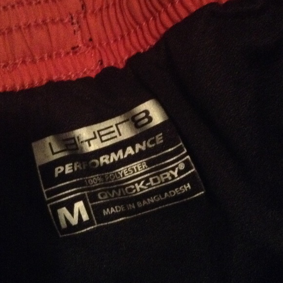 Running shorts - Picture 2 of 2