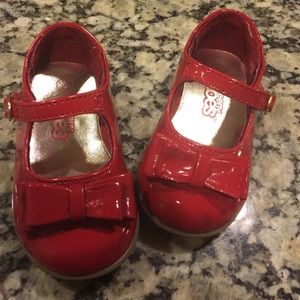 Red toddler girls size 3 shoes