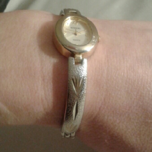 SALE  Rumours Silver/Goldtone Ivory Faced Quartz - Picture 3 of 4