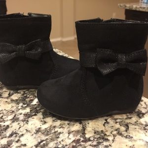 Black toddler girls boots size 3