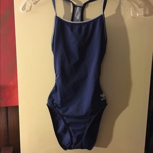 Speedo Endurance swimsuit. Size 26. New.