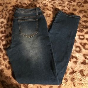 Ripped Jean ordered from Fashion Nova. Size 7