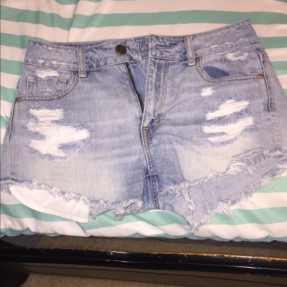Cute jean shorts