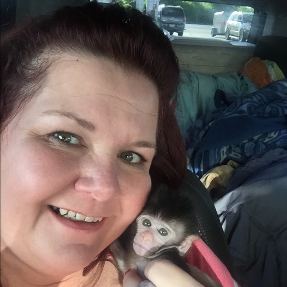 Meet your Posher, Tracie - Picture 1 of 1