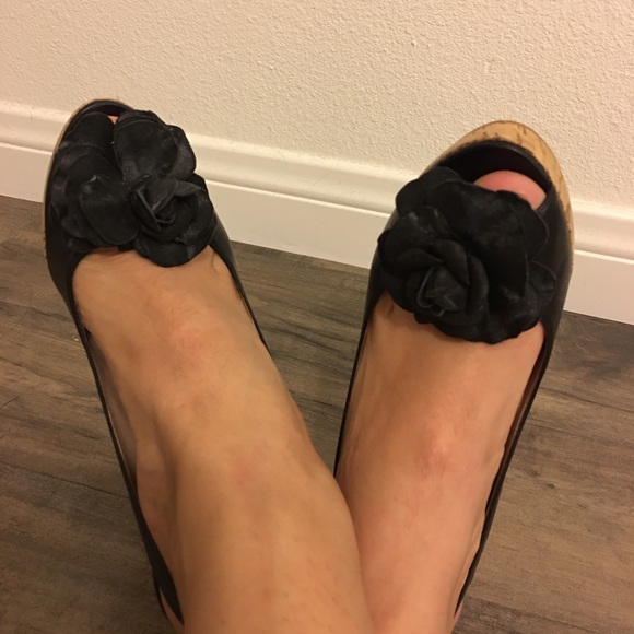 Nine West Peep Toe sling backs