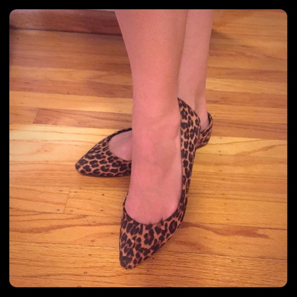 Leopard print flats