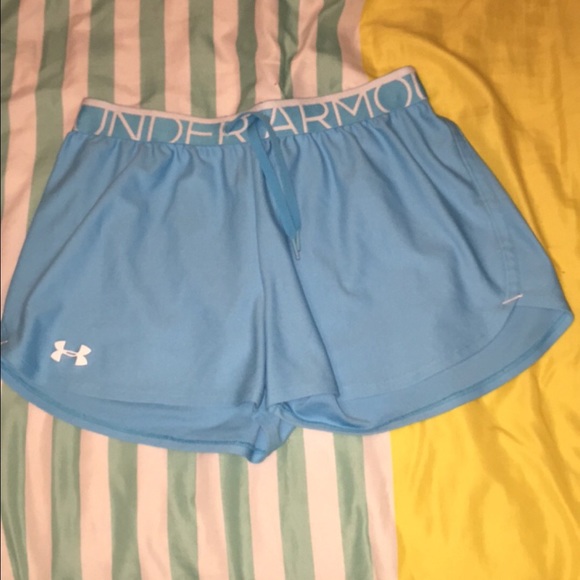 Under armour shorts - Picture 1 of 2