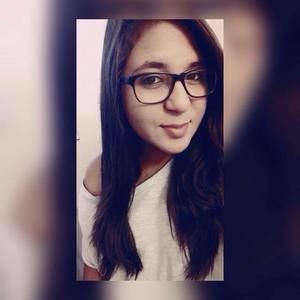 Meet your Posher, Gabriela