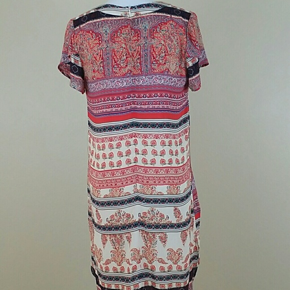 Striking red and cream patterned dress - Picture 2 of 4