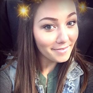 Meet your Posher, Tara