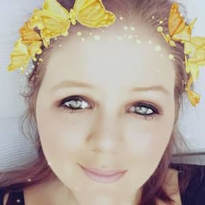 Meet your Posher, Charissa