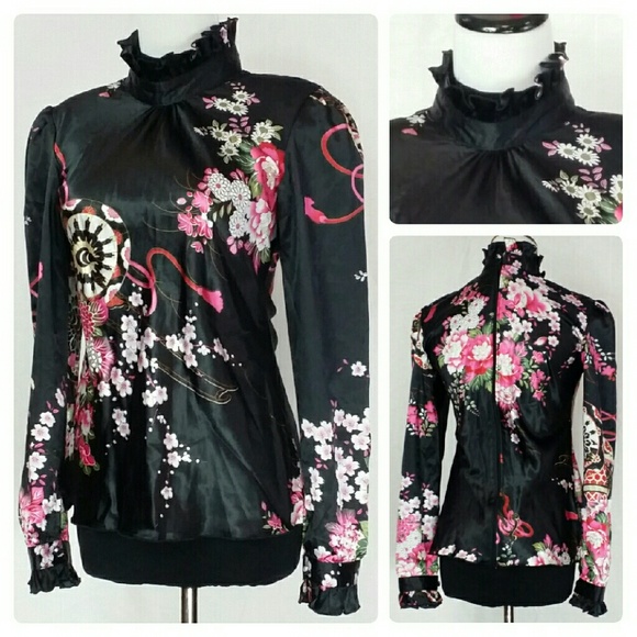 Vintage Inspired Blouse - Picture 2 of 4