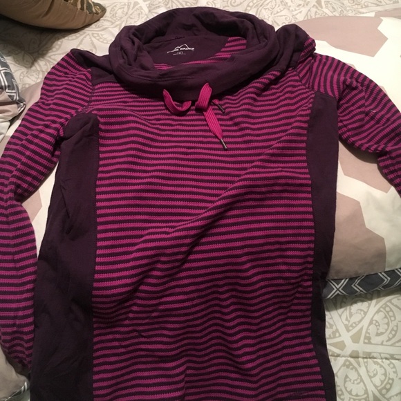 Contrast Eddie Bauer thermal purple and raspberry