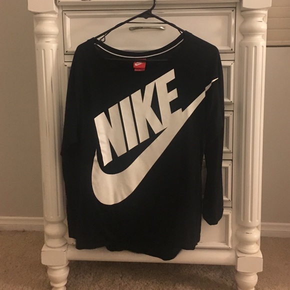 Nike long sleeve shirt