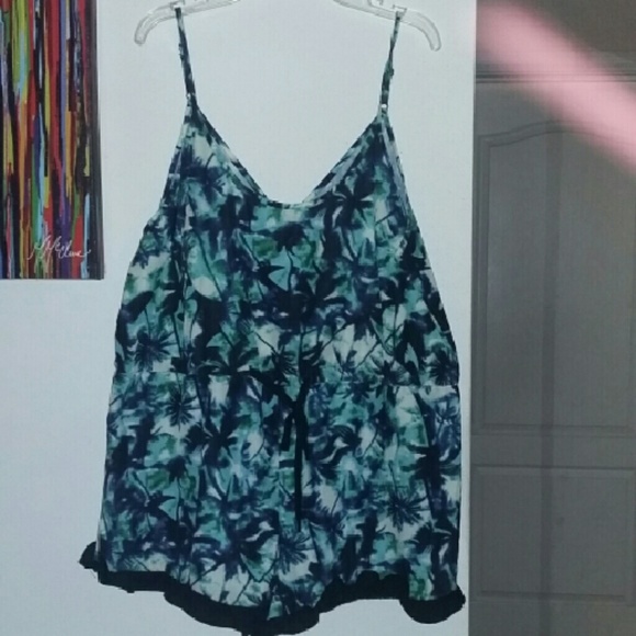 Floral romper XL