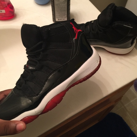 NA Bred 11's