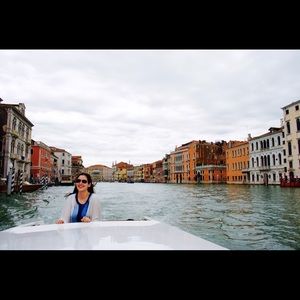 Meet your Posher, Sarah