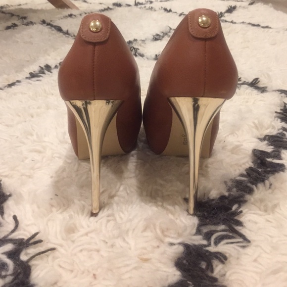 MICHAEL, Michael Kors heels - Picture 2 of 4