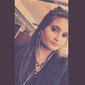 Meet your Posher, Marikate