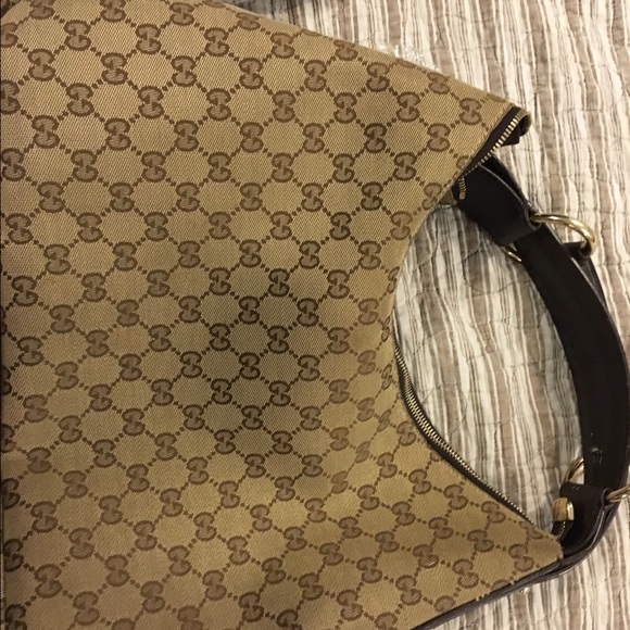 Gucci Shoulder Bag