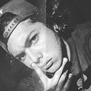 Meet your Posher, Enmanuel jose