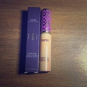 Tarte- Shape Tape Contour Concealer