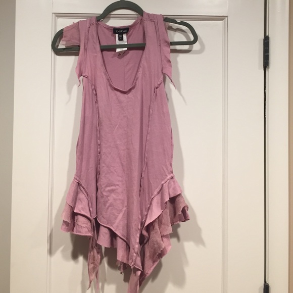 Trendy Bebe distressed looking tank!!