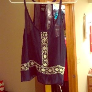 Navy and white designed tank