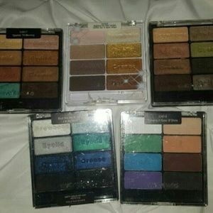 5 Wet n wild palettes